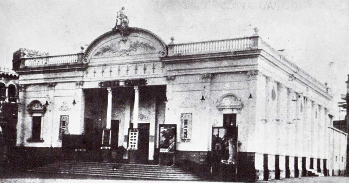 Dal cinema Cavour al "chiosco dell'acqua": sulle tracce degli edifici perduti di Bari
